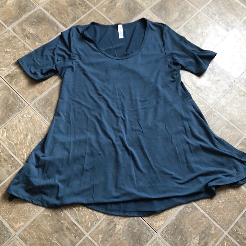 Lularoe Perfect T